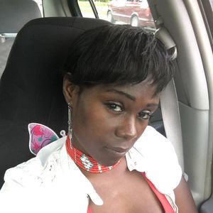 Meet your Posher, Latasha